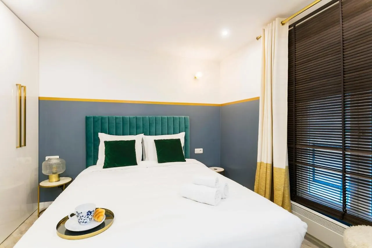 Chatelet - Louvre City Apartment Paris