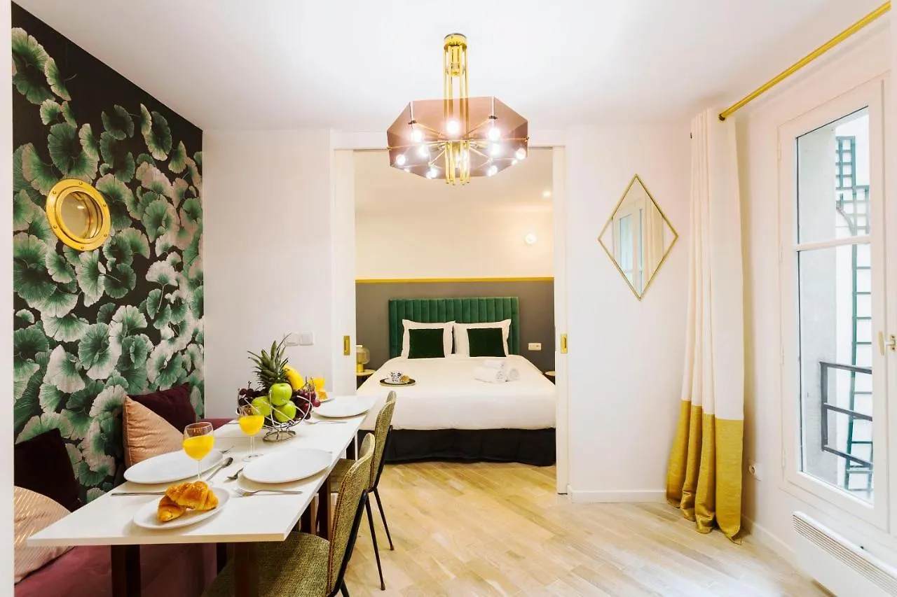 Chatelet - Louvre City Apartment Paris